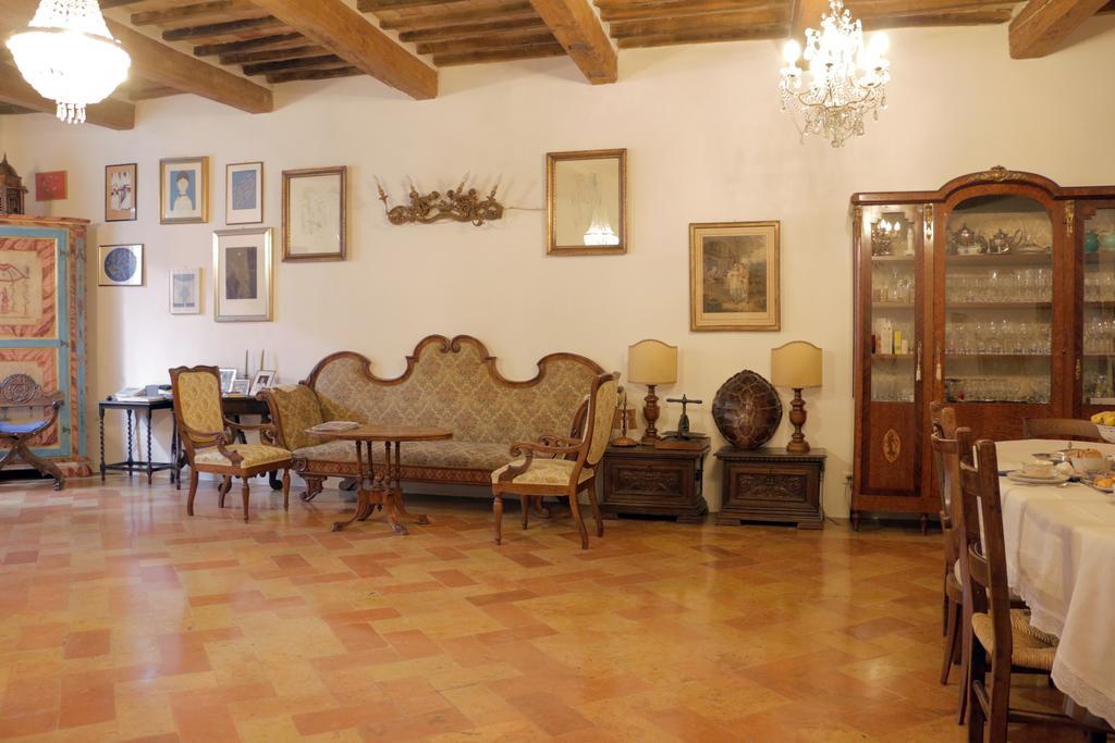 Palazzo San Florido Acomodação com café da manhã Città di Castello Exterior foto