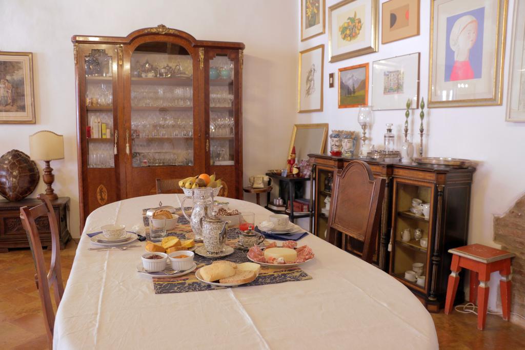 Palazzo San Florido Acomodação com café da manhã Città di Castello Exterior foto